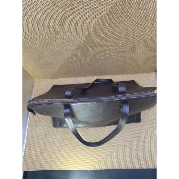 BANANA REPUBLIC Smooth Black Leather Tote Bag With Zipper Closure & Dual Handles - Picture 6 of 9